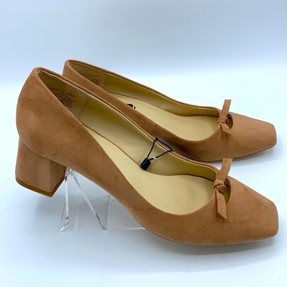 Zara Basic Block Heel w/Bow - Picture 5 of 14
